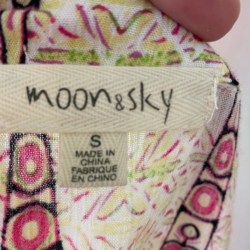Moon and Sky boho long sleeve v neck crochet lace bib cream print pink top S - Picture 9 of 11
